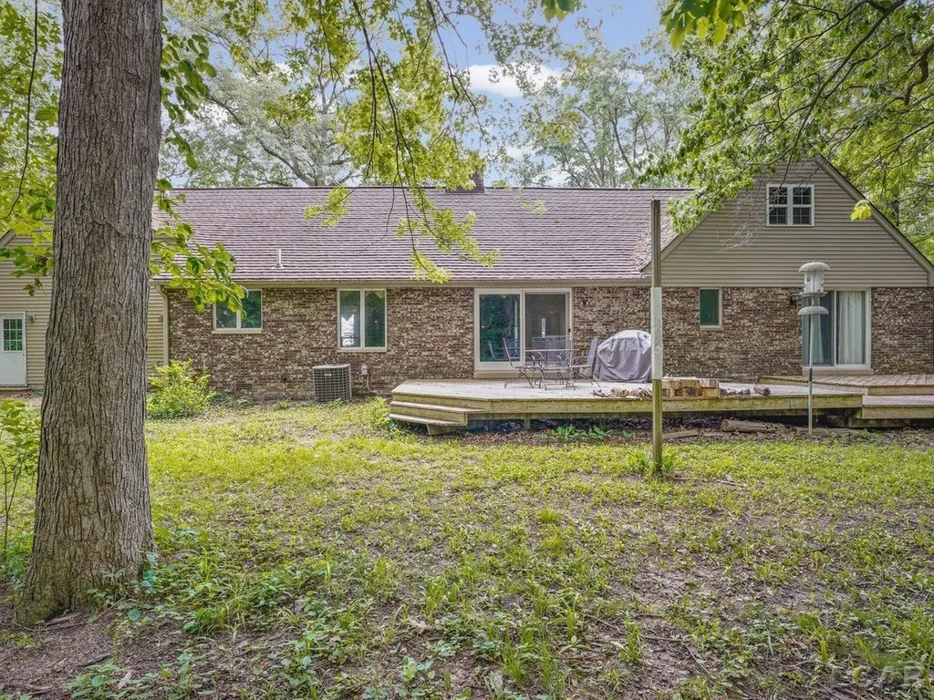 5944 Riga Highway Blissfield Township MI 49228