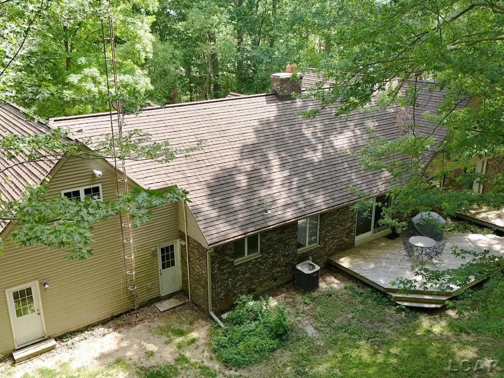 5944 Riga Highway Blissfield Township MI 49228