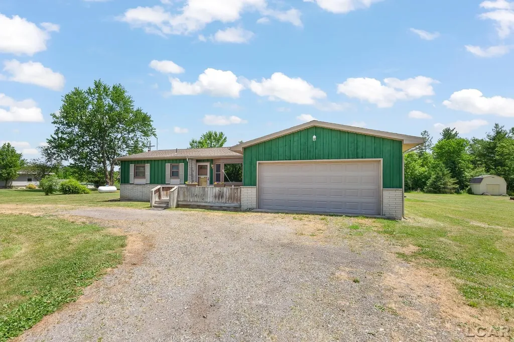 9473 Britton Highway Macon Township MI 49286