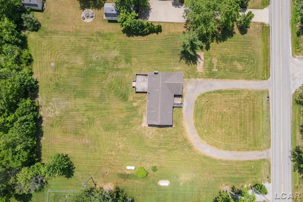 9473 Britton Highway Macon Township MI 49286