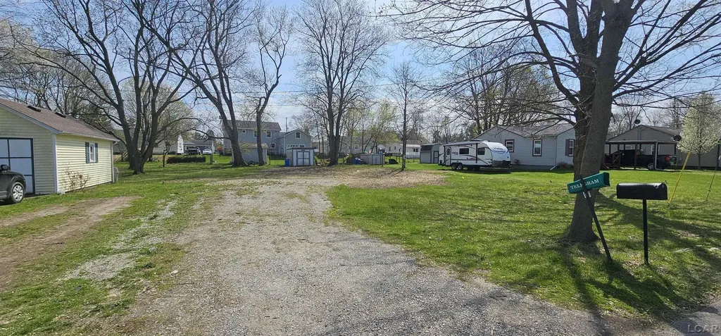 225 E Third Street Onsted Village MI 49265
