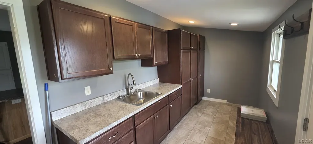 9110 Holloway Road Ridgeway Township MI 49229