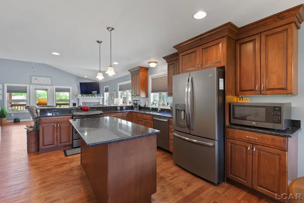1029 Ridgeview Drive Tecumseh City MI 49286