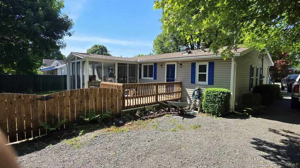 715 W Main Street Morenci City MI 49256
