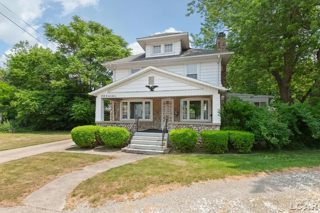 302 Croswell Street Adrian City MI 49221