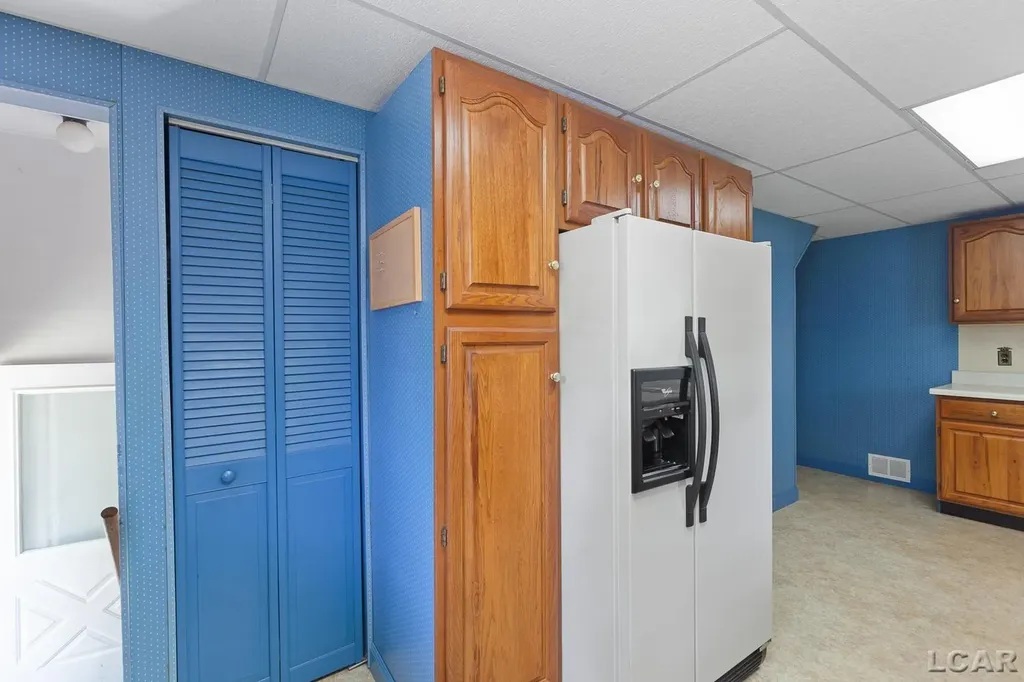 302 Croswell Street Adrian City MI 49221
