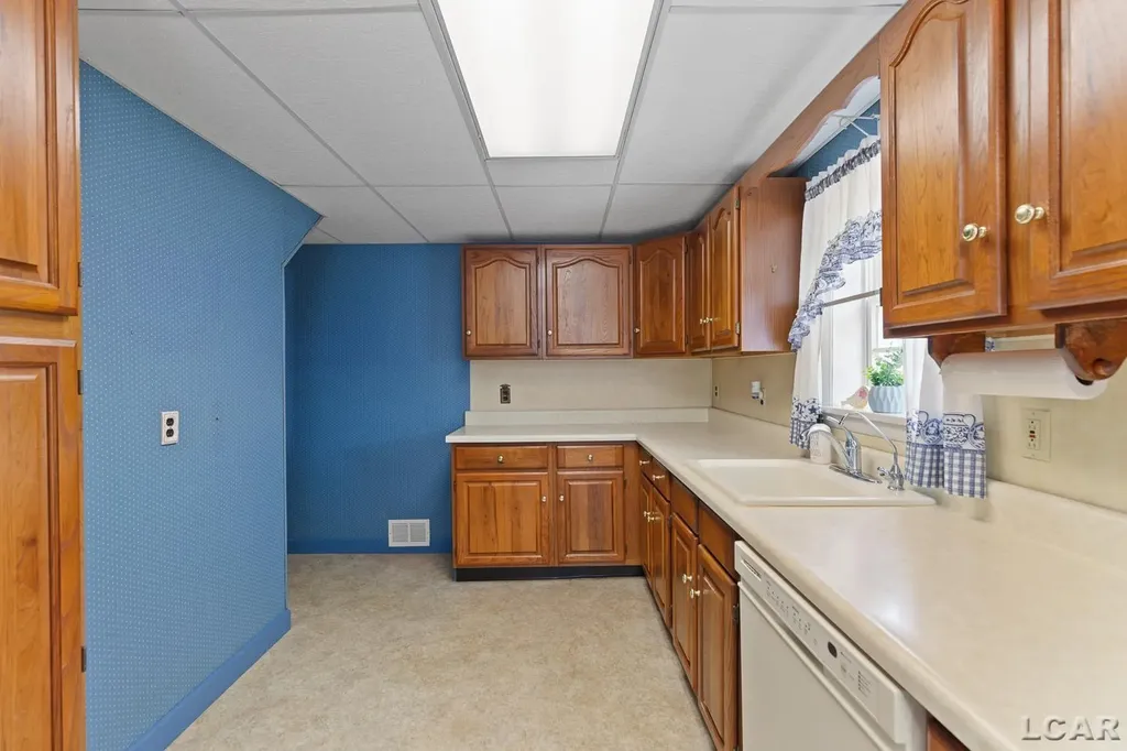 302 Croswell Street Adrian City MI 49221