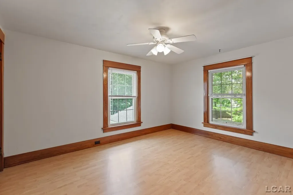 302 Croswell Street Adrian City MI 49221