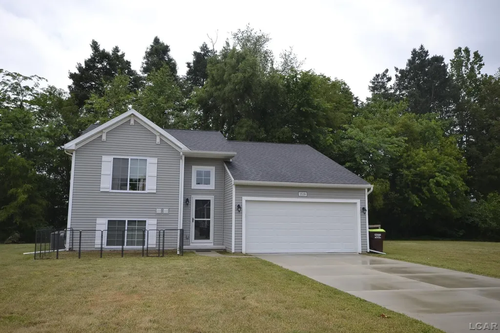 3539 Crestone Way Road Tecumseh City MI 49286