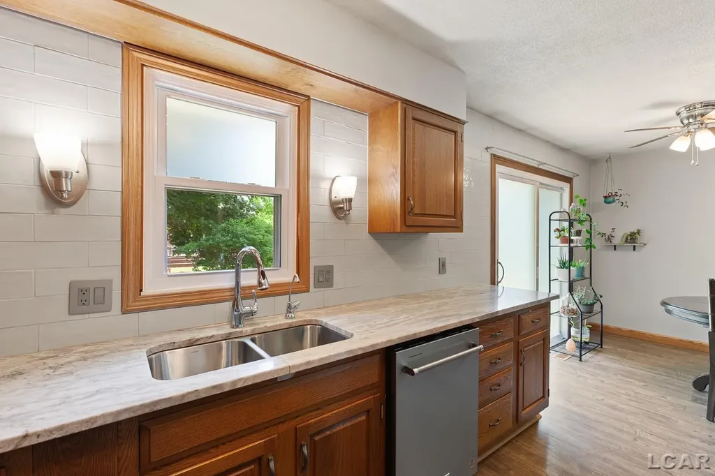 1112 Jane Street Tecumseh City MI 49286