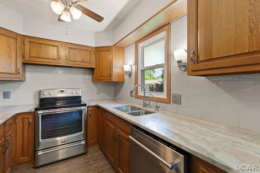 1112 Jane Street Tecumseh City MI 49286
