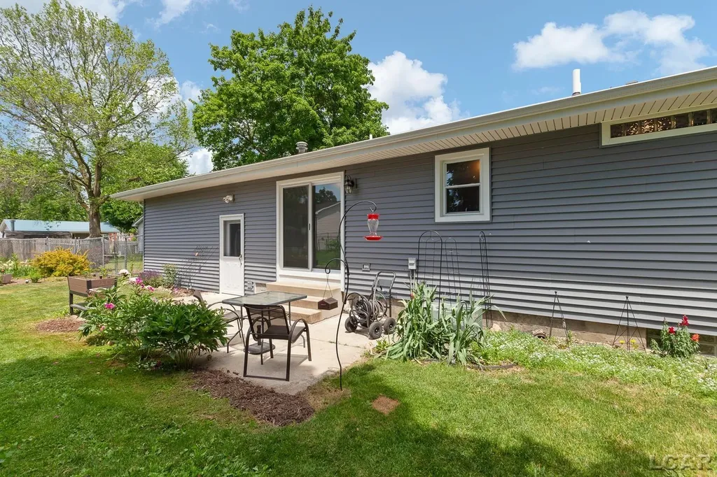 1112 Jane Street Tecumseh City MI 49286
