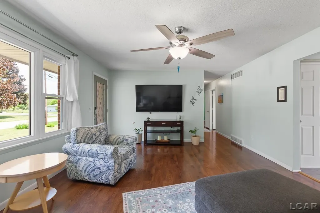 1112 Jane Street Tecumseh City MI 49286