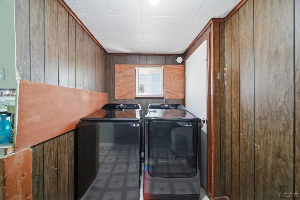 215 S Jackson Street Addison Village MI 49220