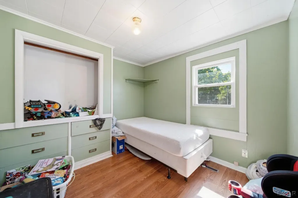 215 S Jackson Street Addison Village MI 49220