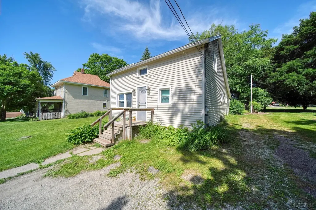 215 S Jackson Street Addison Village MI 49220