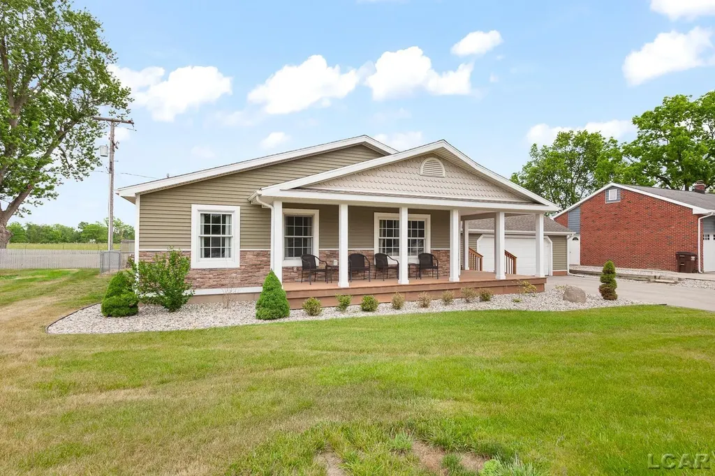 2831 Carson Highway Adrian Township MI 49221