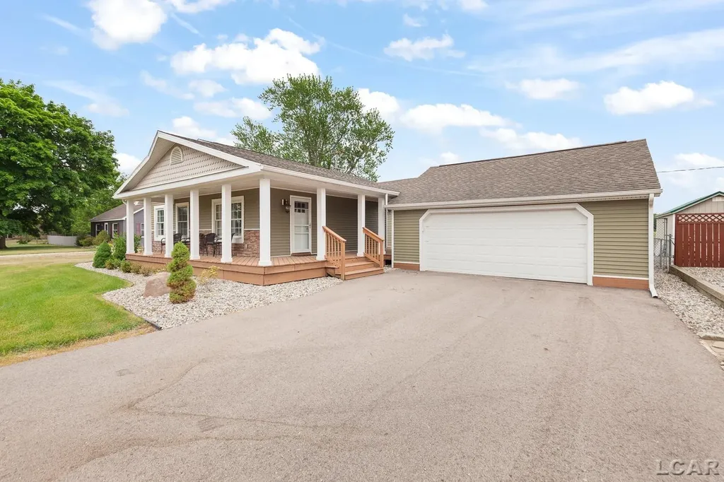 2831 Carson Highway Adrian Township MI 49221