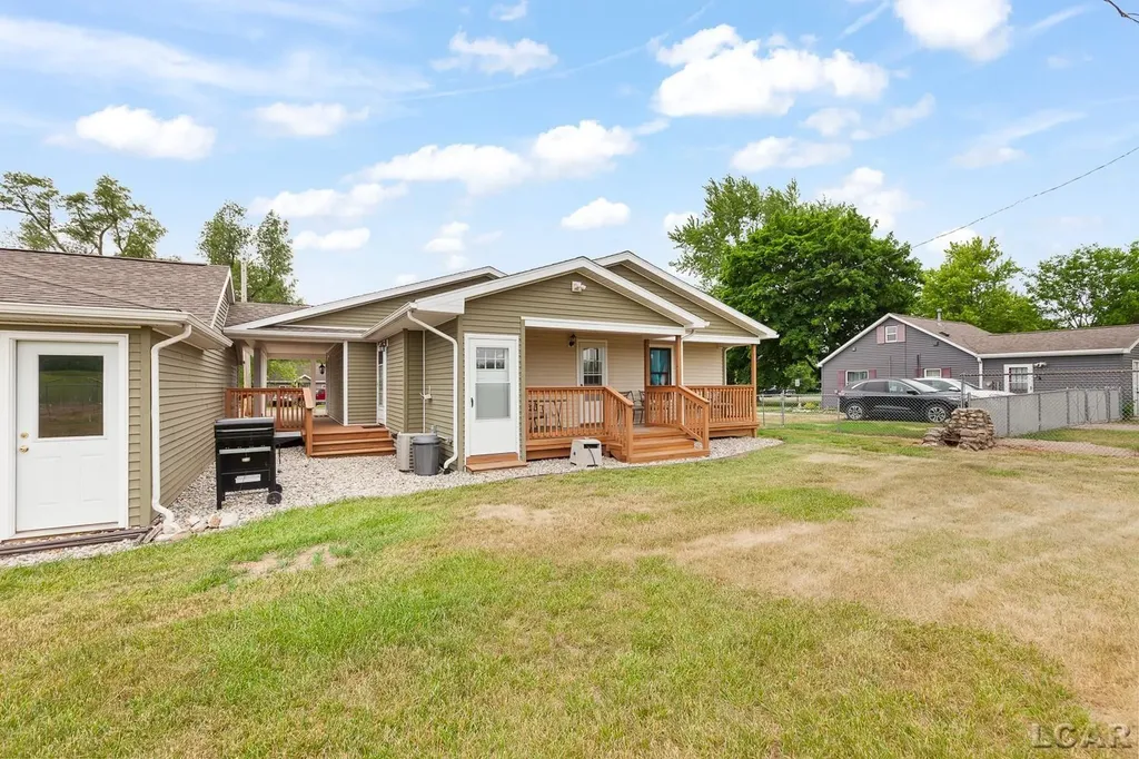 2831 Carson Highway Adrian Township MI 49221