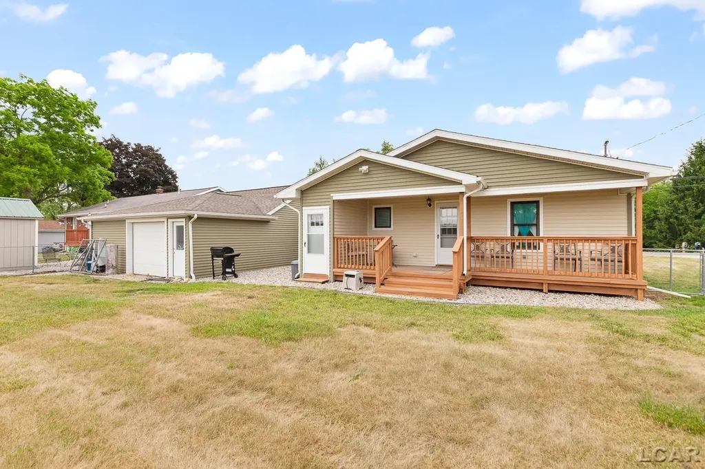 2831 Carson Highway Adrian Township MI 49221