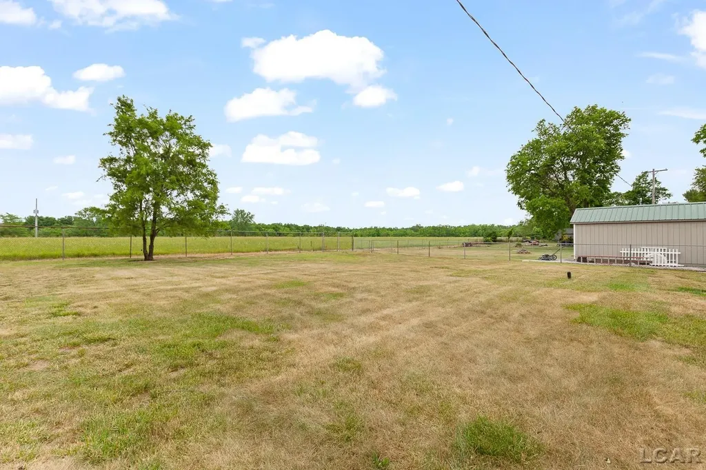 2831 Carson Highway Adrian Township MI 49221