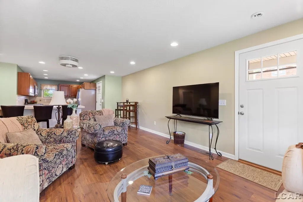 2831 Carson Highway Adrian Township MI 49221