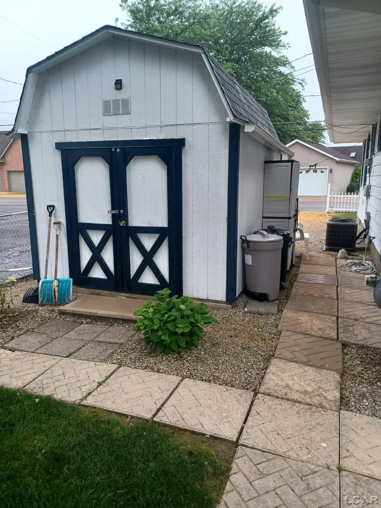 2795 Round Lake Highway Rollin Township MI 49253
