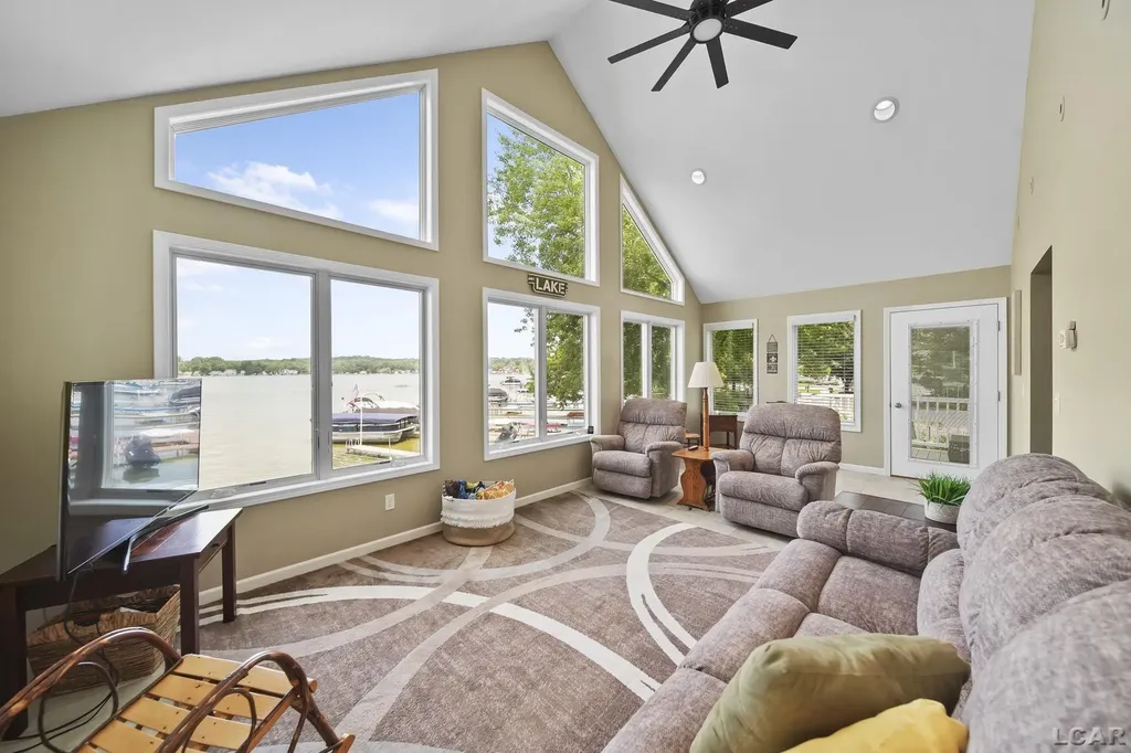 2892 Round Lake Highway Rollin Township MI 49253