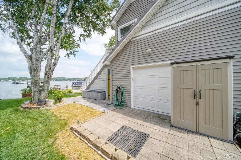 2892 Round Lake Highway Rollin Township MI 49253