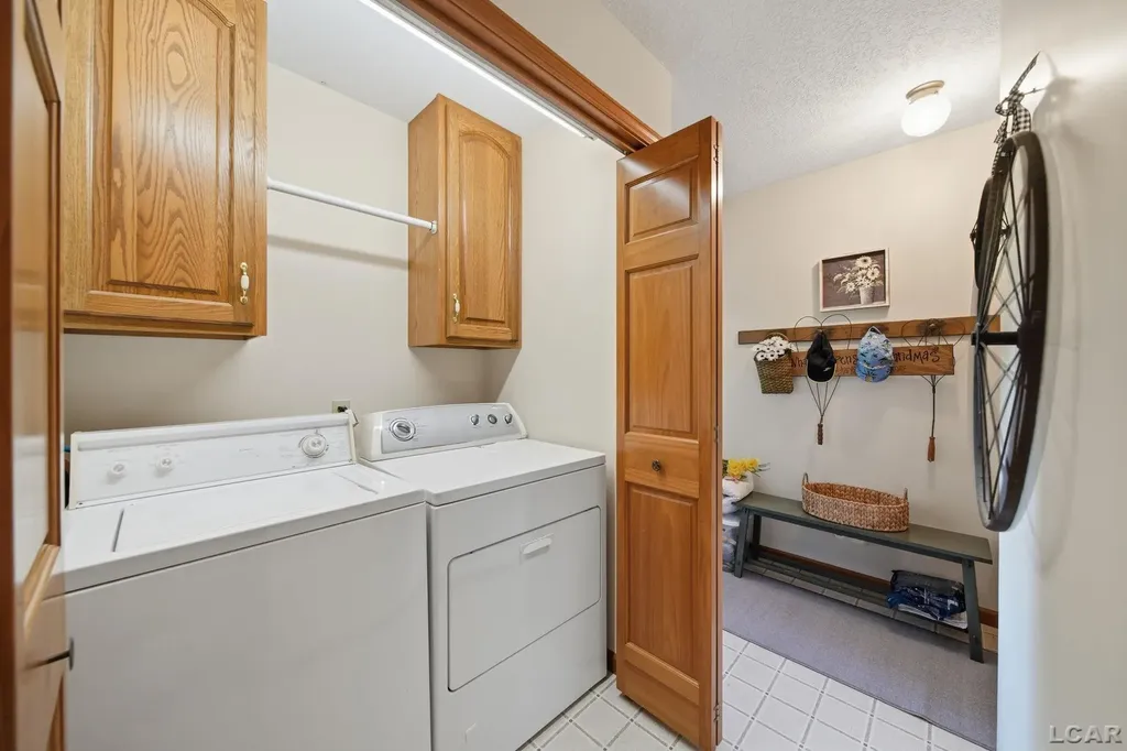 2978 Lee Marie Drive Adrian Township MI 49221