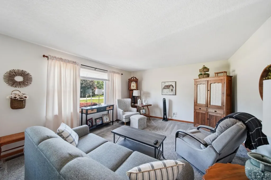 2978 Lee Marie Drive Adrian Township MI 49221