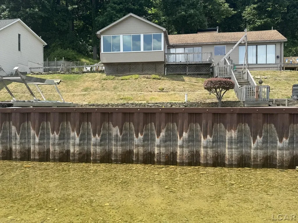 4050 S Hane Highway Cambridge Township MI 49265