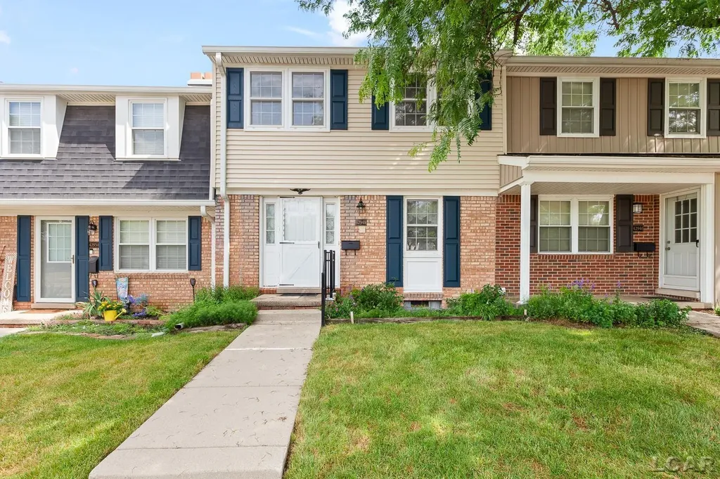 42948 Richards Court Northville Township MI 48167