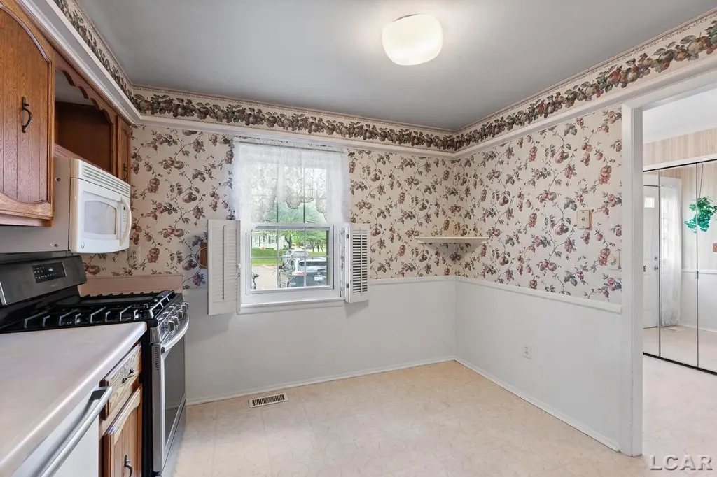 42948 Richards Court Northville Township MI 48167