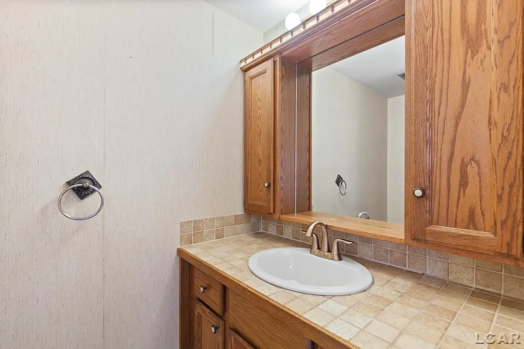 42948 Richards Court Northville Township MI 48167