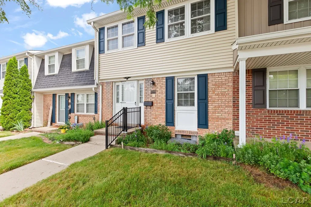 42948 Richards Court Northville Township MI 48167