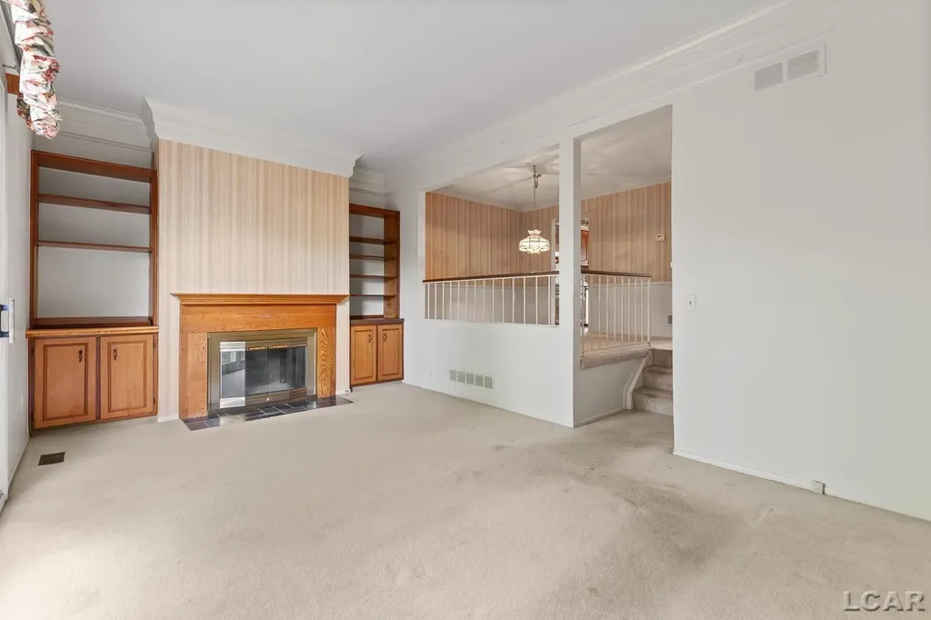 42948 Richards Court Northville Township MI 48167