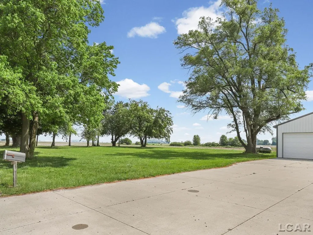 2405 S Piotter Highway Deerfield Township MI 49228