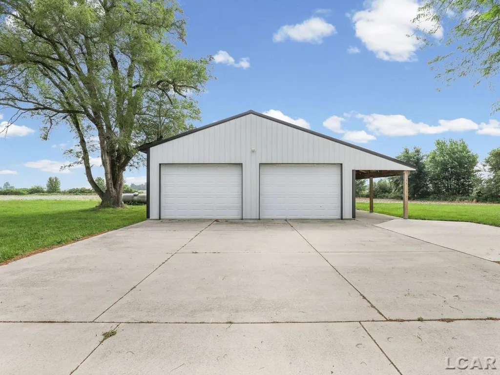 2405 S Piotter Highway Deerfield Township MI 49228