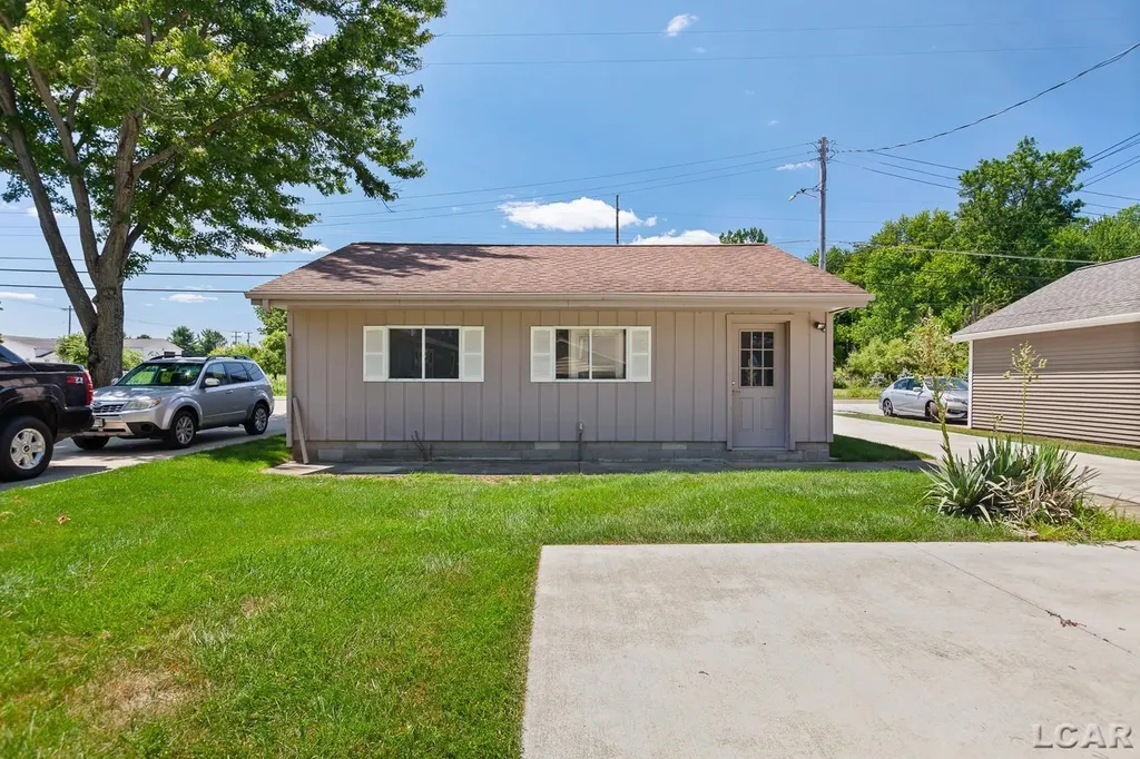 10140 Devils Lake Highway Rollin Township MI 49253