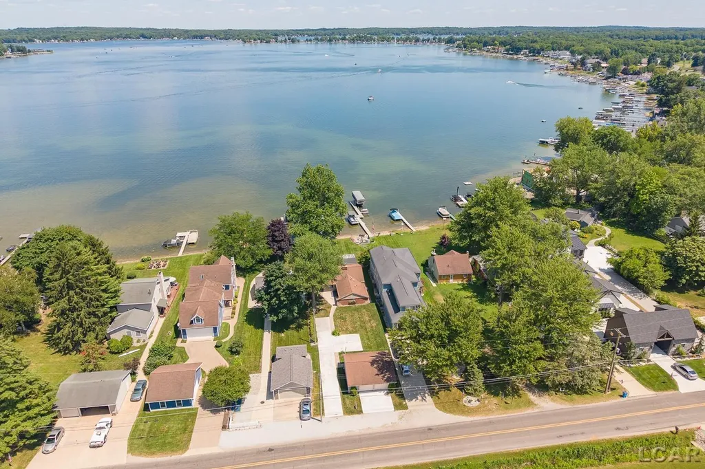10140 Devils Lake Highway Rollin Township MI 49253