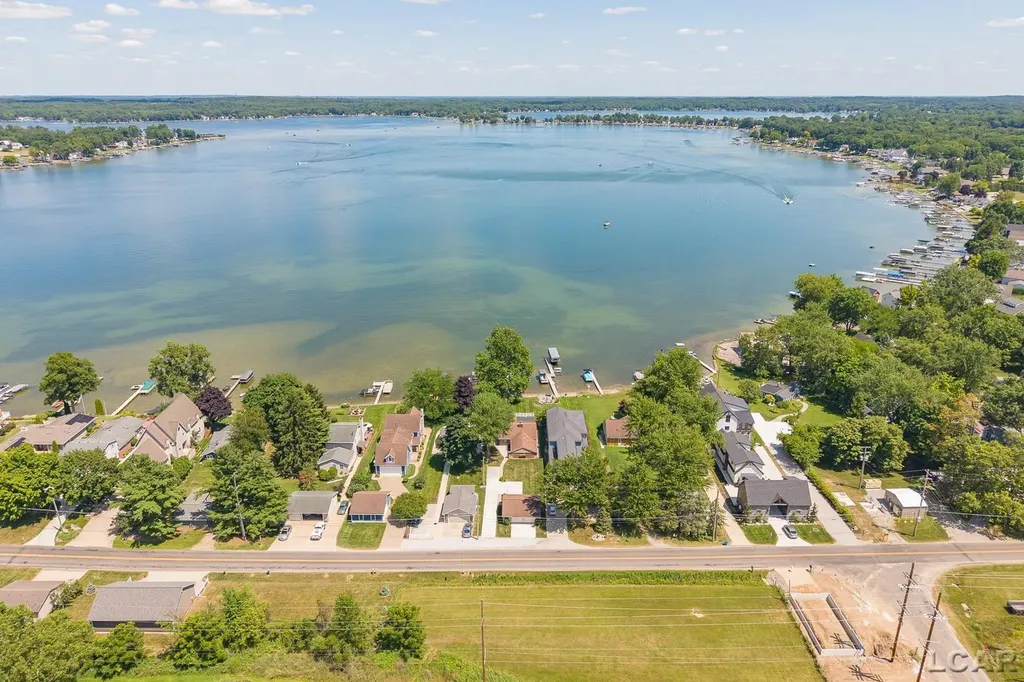 10140 Devils Lake Highway Rollin Township MI 49253