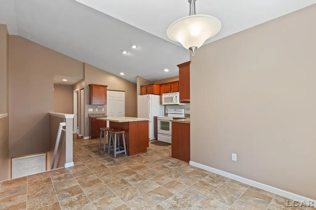 784 W Maple Avenue Adrian City MI 49221