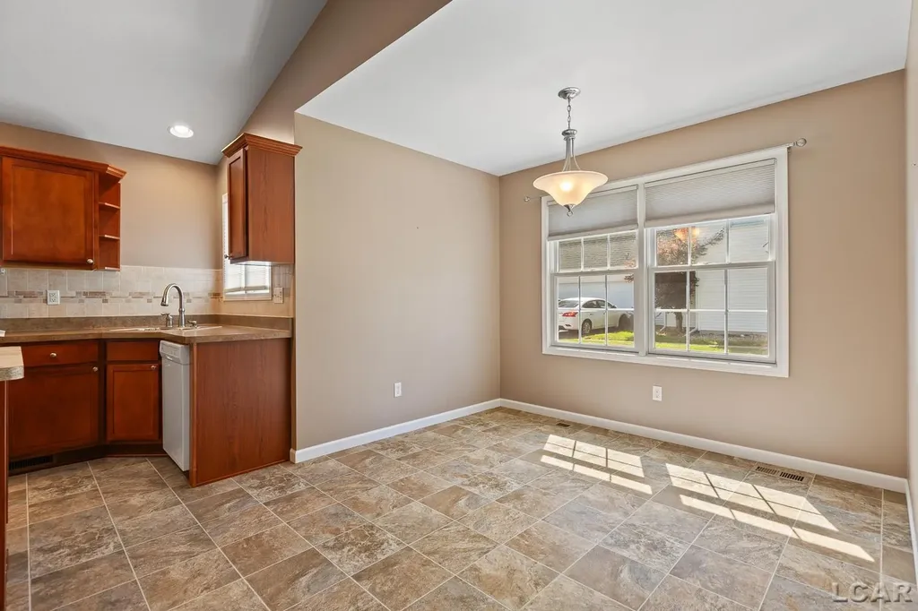 784 W Maple Avenue Adrian City MI 49221