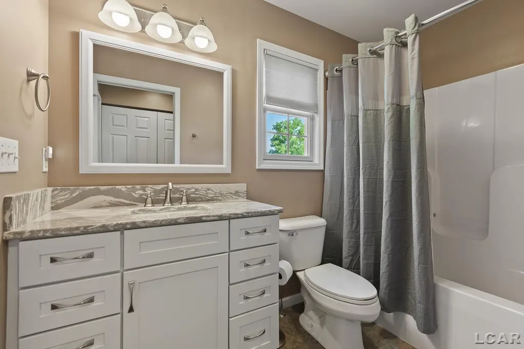 784 W Maple Avenue Adrian City MI 49221