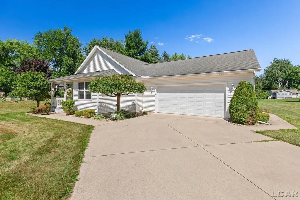 784 W Maple Avenue Adrian City MI 49221
