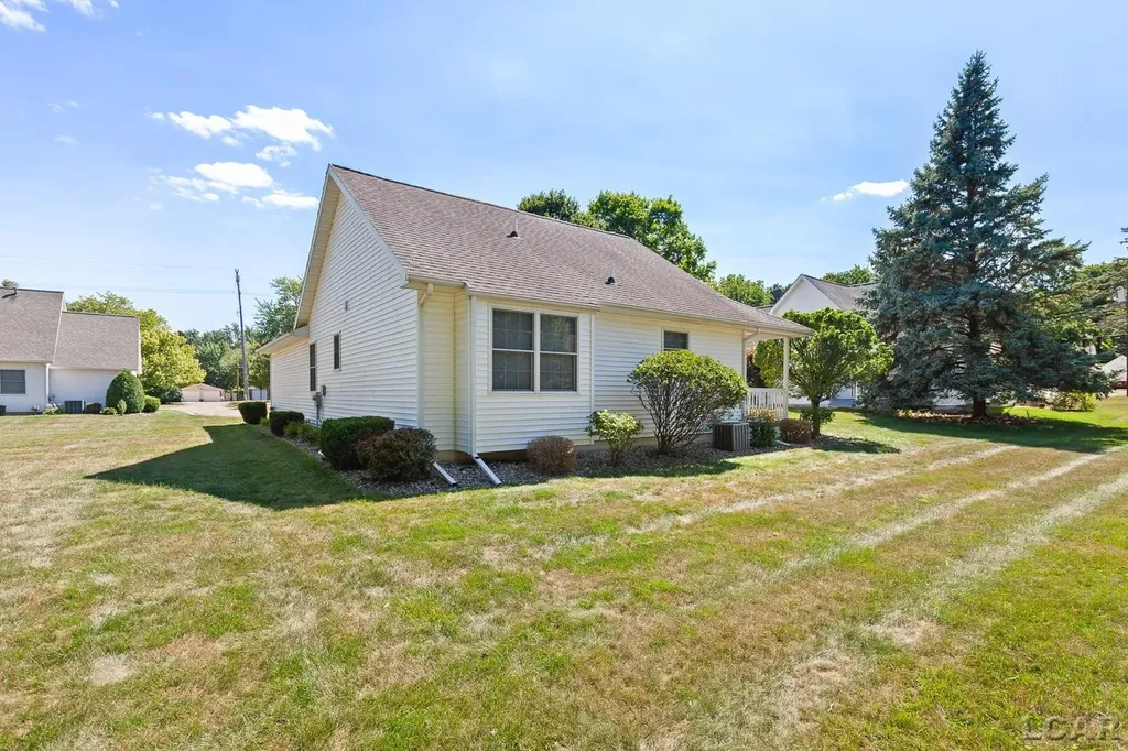 784 W Maple Avenue Adrian City MI 49221
