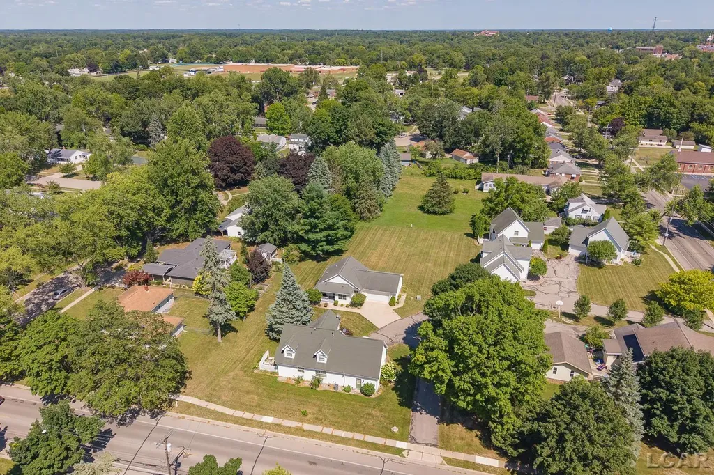 784 W Maple Avenue Adrian City MI 49221