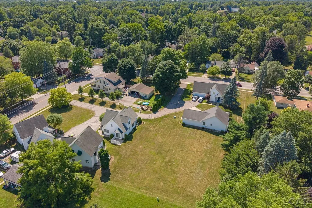 784 W Maple Avenue Adrian City MI 49221