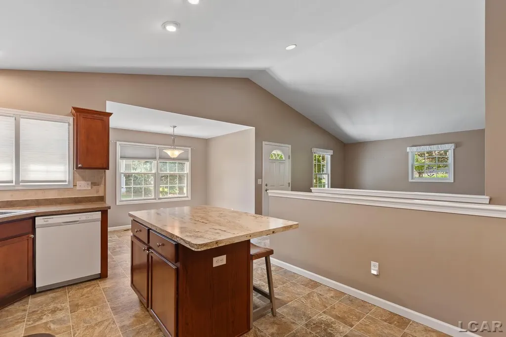 784 W Maple Avenue Adrian City MI 49221